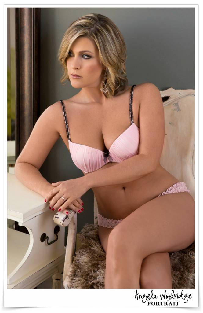 www.angelawoolridge.com, Boudoir Photos, Columbus Boudoir Photographer, Boudoir Photography Columbus Ohio, Pickerington Boudoir Photography, Boudoir Photos, Sexy Pics, Modern Boudoir Photography, Tasteful Boudoir Images, Glamorous Boudoir, Sexy Boudoir, Classy Boudoir Photographer, Luxury Boudoir, Artistic Boudoir Photos, Bridal Boudoir, Angela Woolridge Portrait