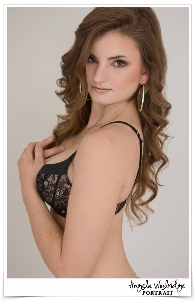 www.angelawoolridge.com, Boudoir Photos, Columbus Boudoir Photographer, Boudoir Photography Columbus Ohio, Pickerington Boudoir Photography, Boudoir Photos, Sexy Pics, Sexy Photos, Ohio Boudoir, Modern Boudoir Photography, Tasteful Boudoir Images, Glamorous Boudoir, Sexy Boudoir, Classy Boudoir Photographer, Lingerie Photos, Luxury Boudoir, Artistic Boudoir Photos, Bridal Boudoir, Gift for the Groom, Ohio Bride, Columbus Bride, Anniversary Gift, Angela Woolridge Portrait