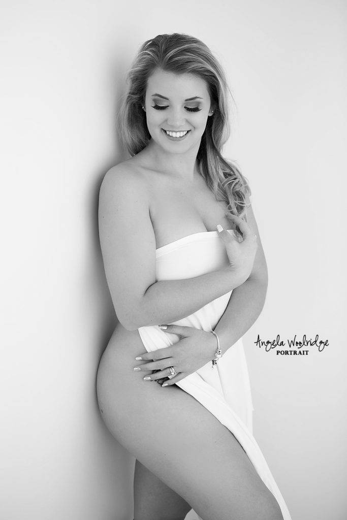 white sheet boudoir photo, sexy pictures, woman in bed, sexy photos