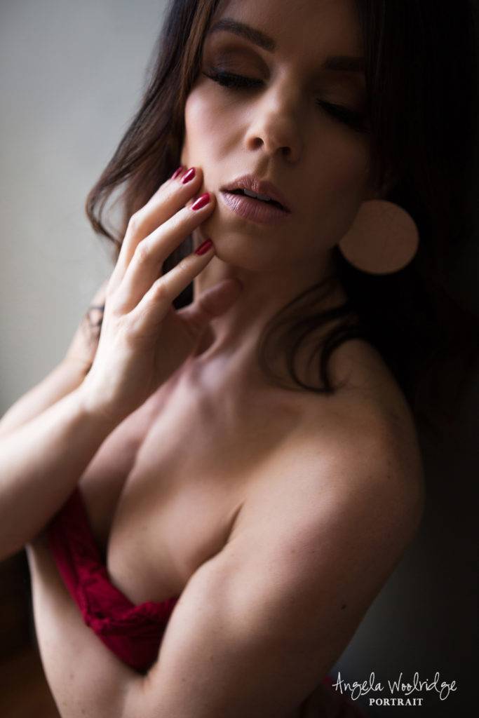 Sensual boudoir photo shoot